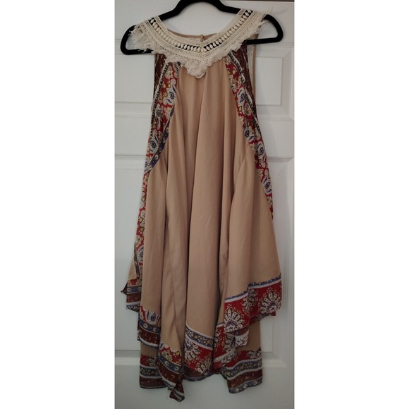 Altar'd State Boho Dress S Beige Red Handkerchief Hem‎ Crochet Lace Neck - Picture 1 of 10
